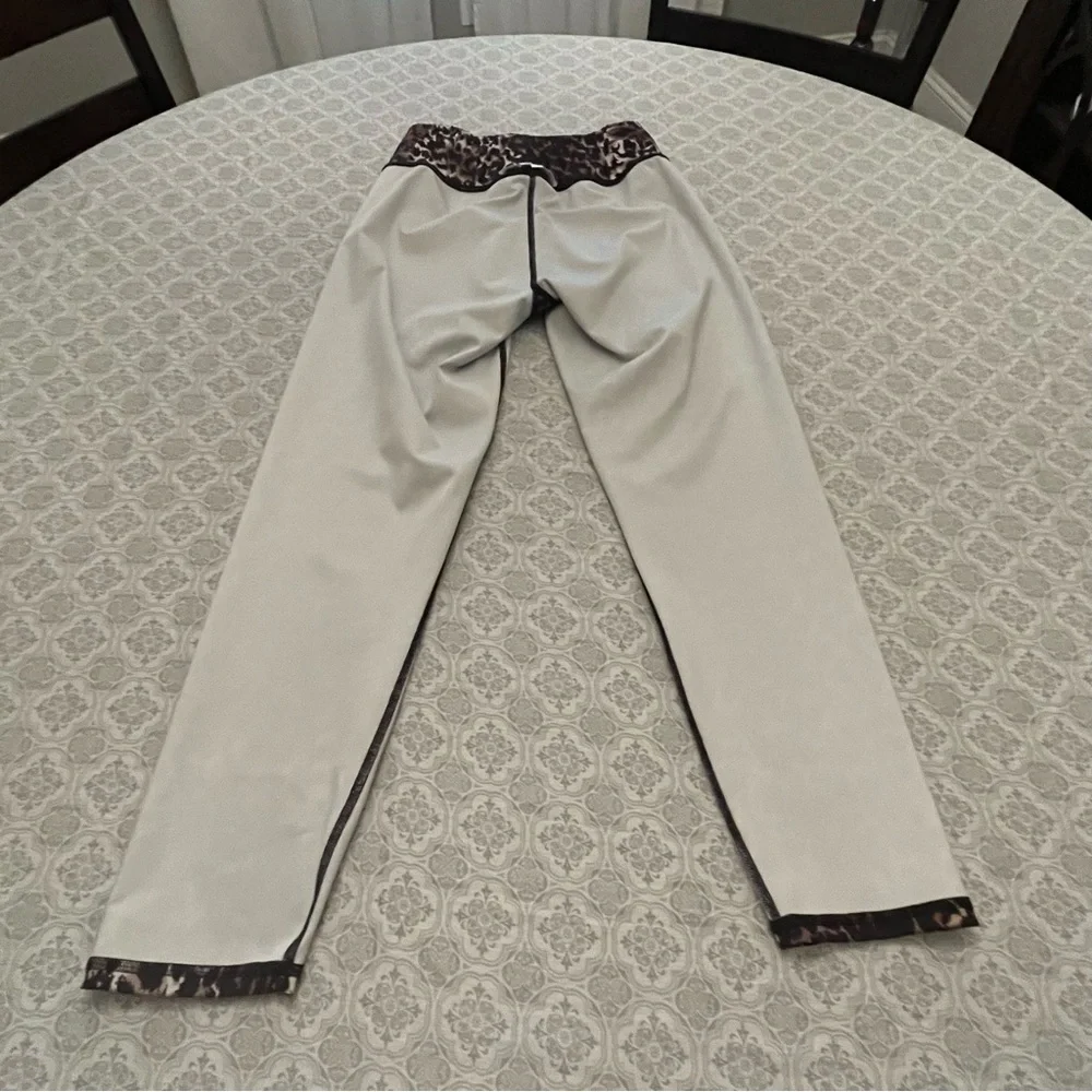 Veronica Beard Vilena Leggings Size M